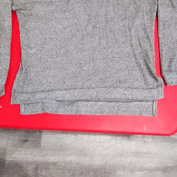 Essentials turtle neck pullover sweater size XL - Picture 3 of 5